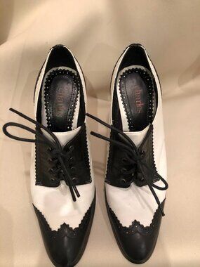 High Heeled Black and White Leather Oxford Shoes